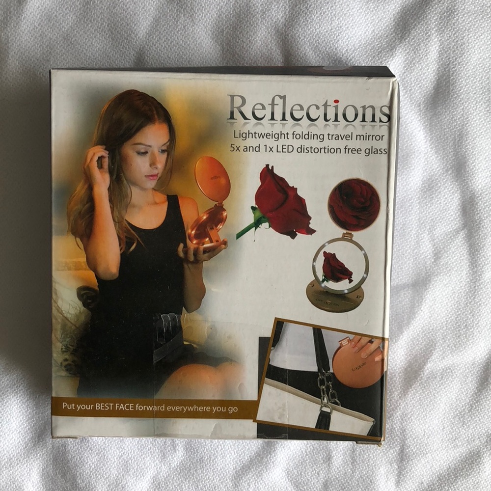 Lighted Folding Travel Mirror - Reflections